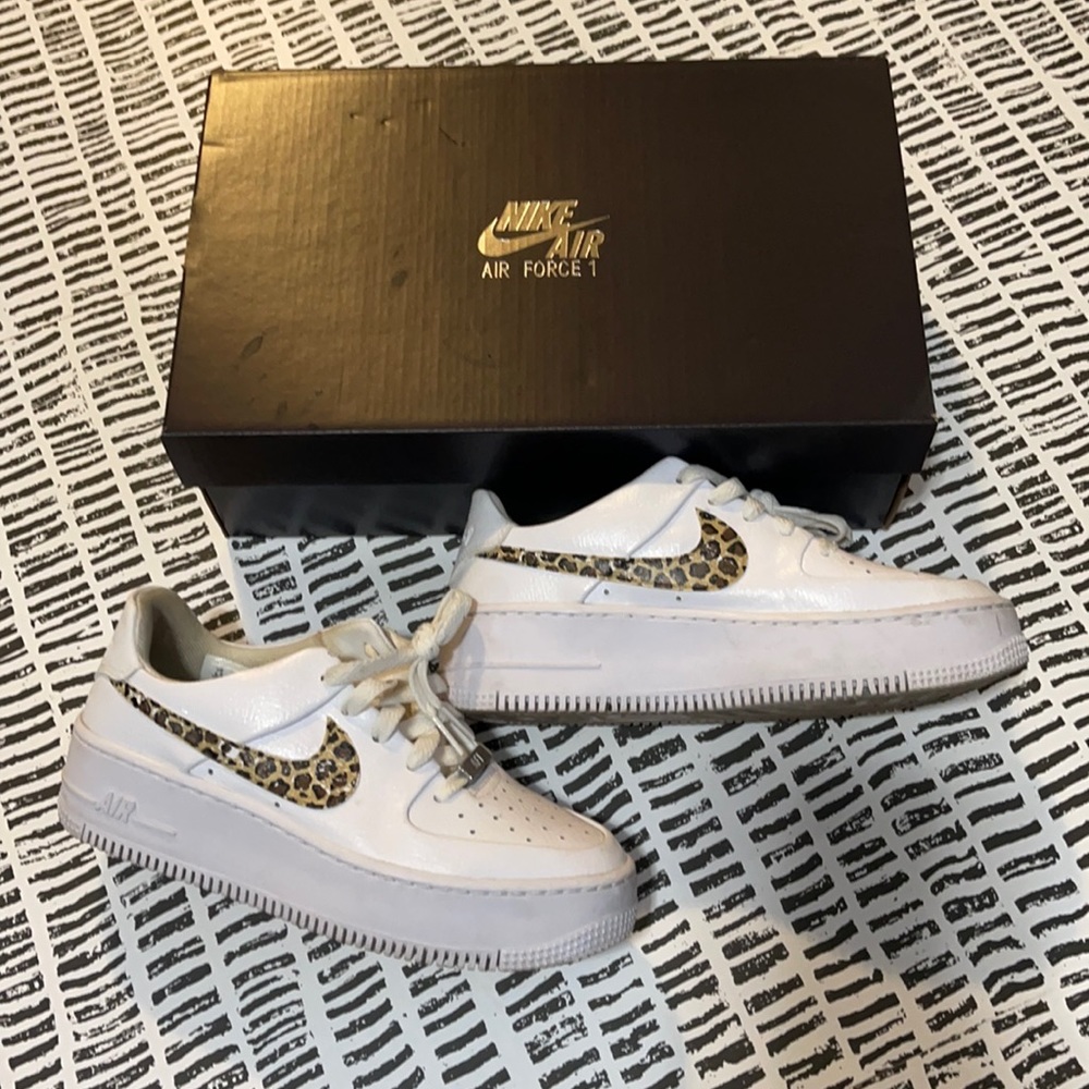 Custom painted AF1 sage low